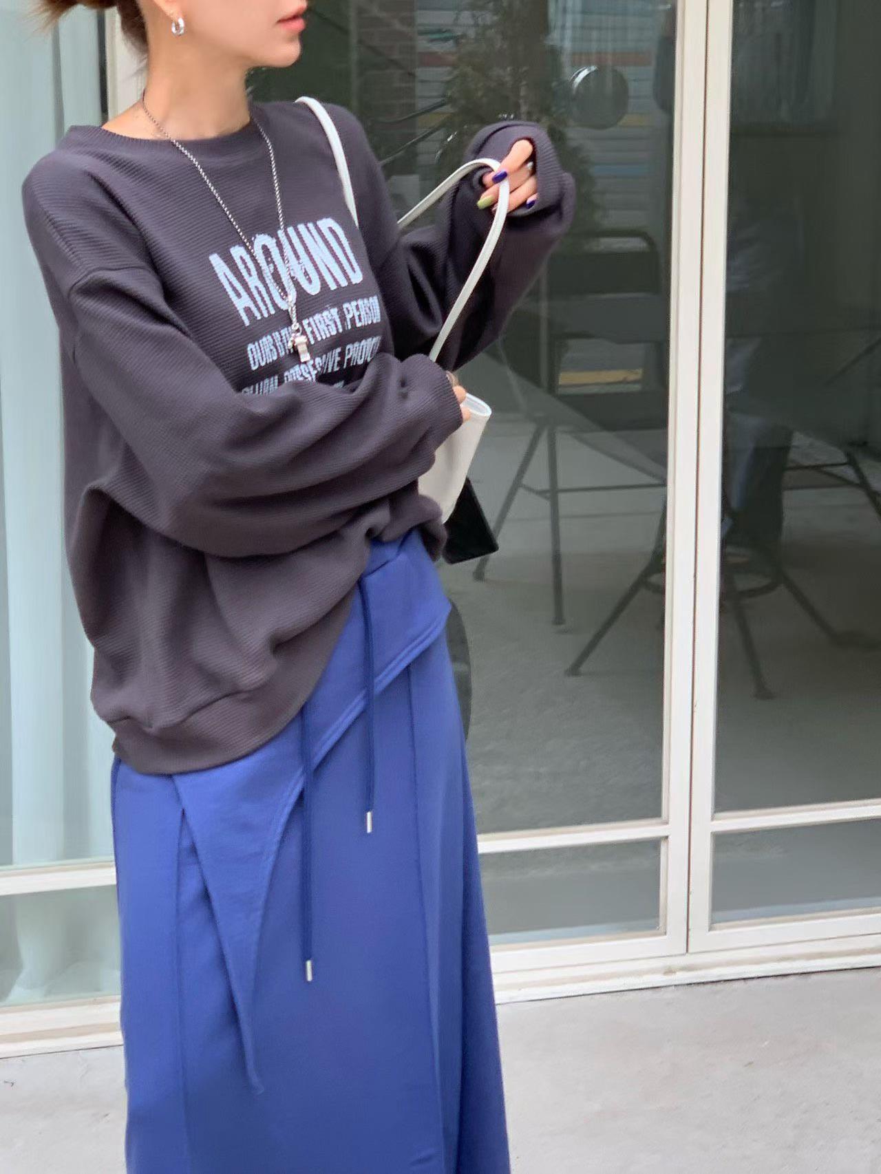 字母鬆餅格大學T